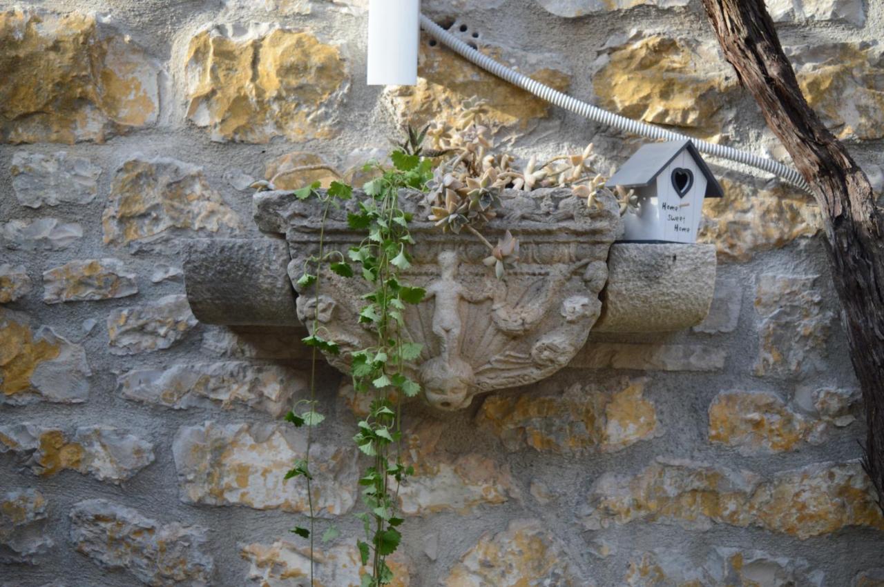 Visilo Stone House Pucisca Exterior foto